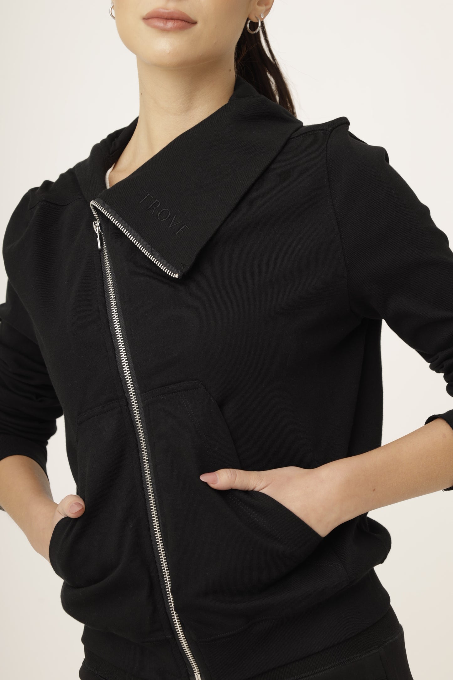 Jetset Wide-Collar Jacket