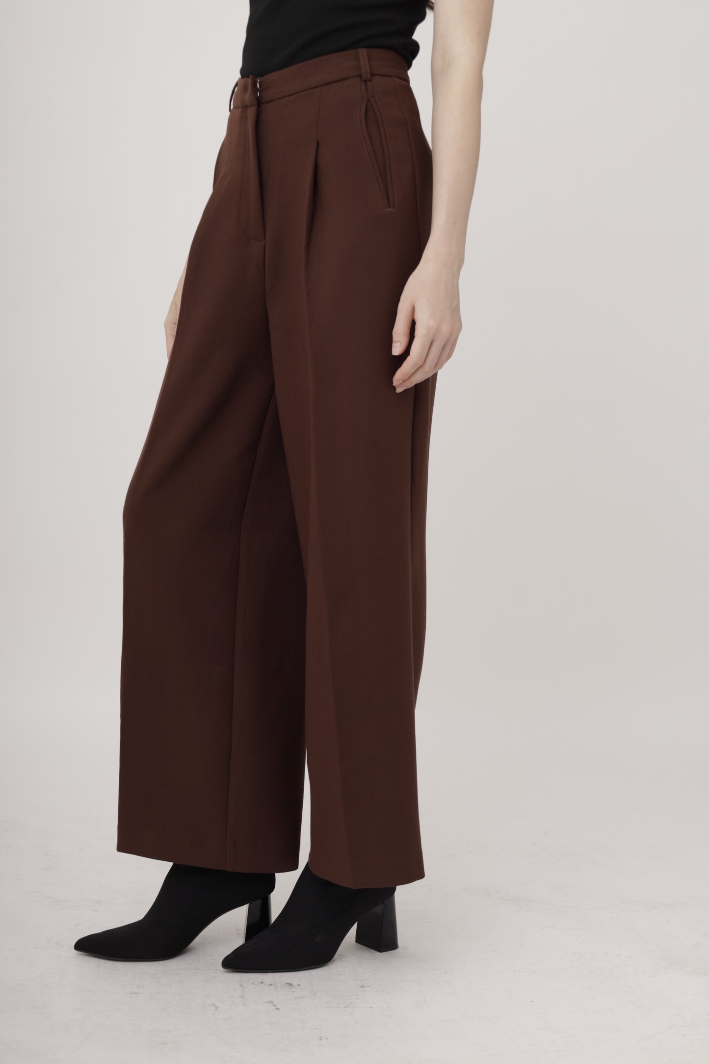 Column Wide-Leg Trouser