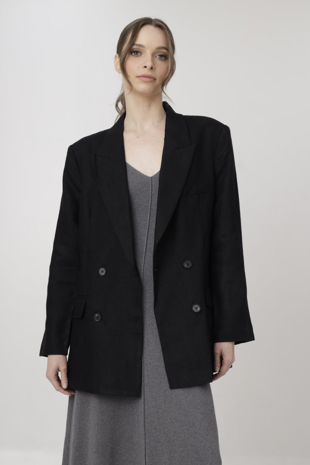Linen Tailored Ease Blazer