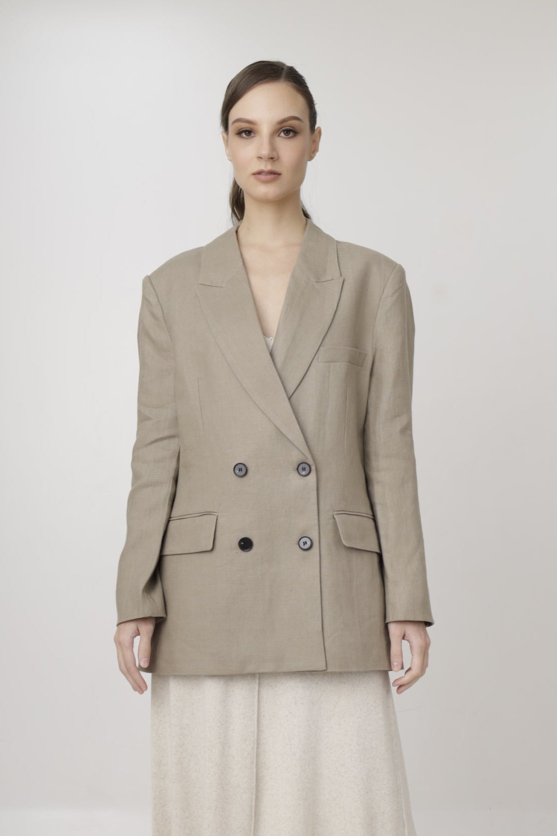 Linen Tailored Ease Blazer