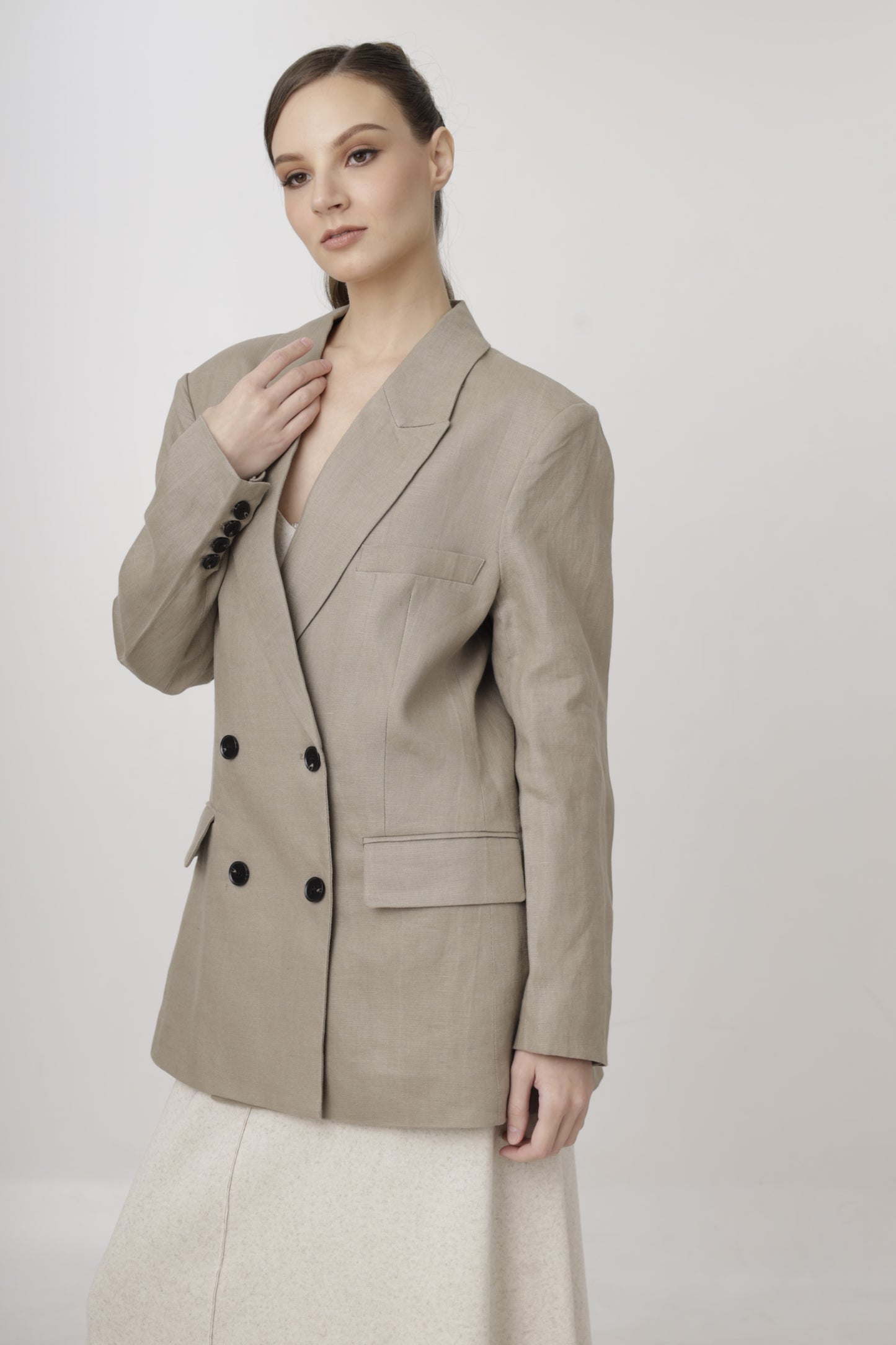 Linen Tailored Ease Blazer