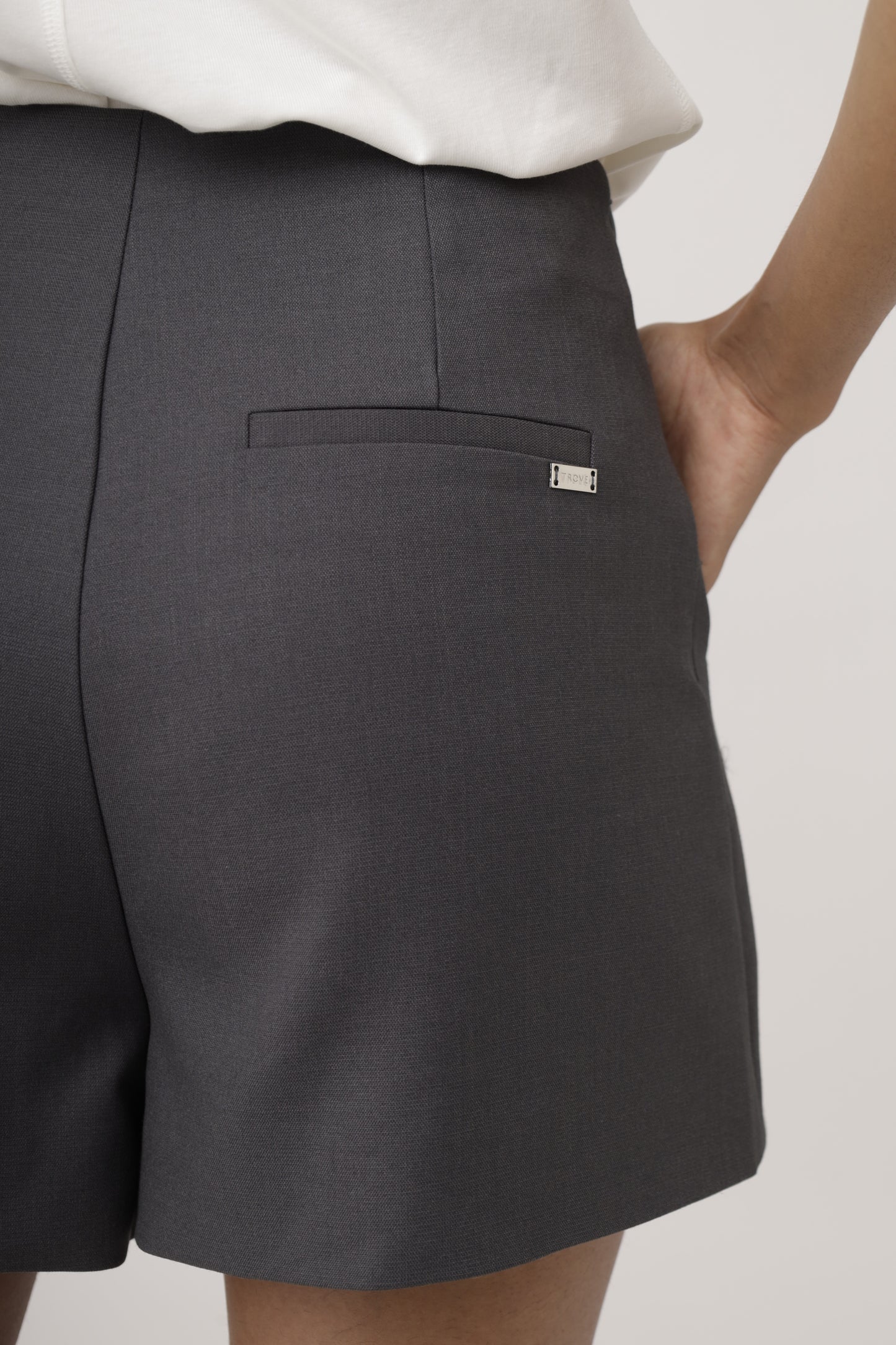 Studio Tailored Short