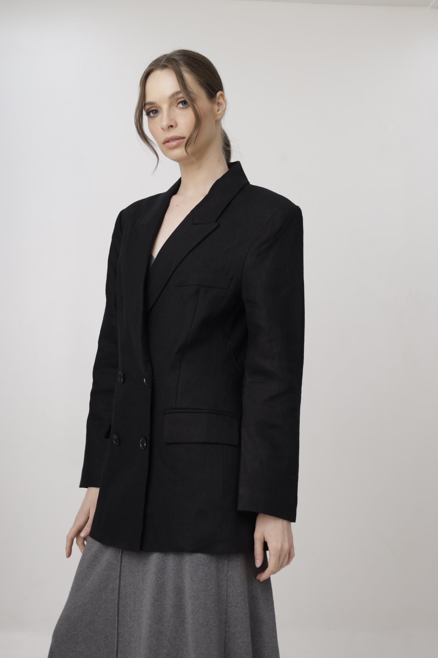 Linen Tailored Ease Blazer