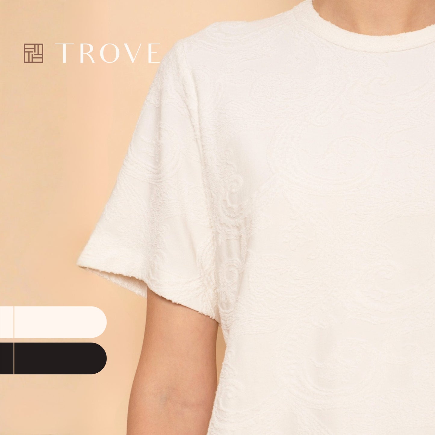 Trove Paisley Textured Pattern T-shirt